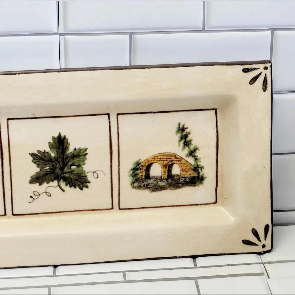 WILLIAMS-SONOMA Made in Italy Large Rectangular Ceramic Tray Graphic Print Detai